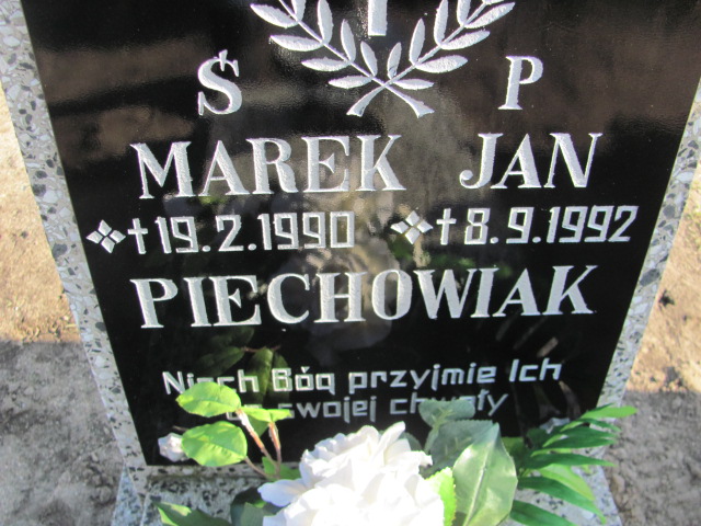 Jan Piechowiak 1992 Drawsko - Grobonet - Wyszukiwarka osób pochowanych